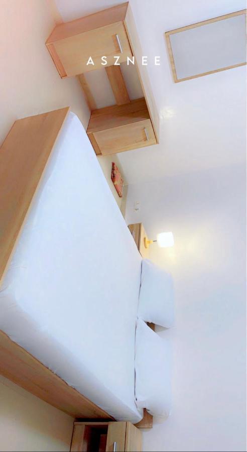 Yelow Home Dakar Bagian luar foto