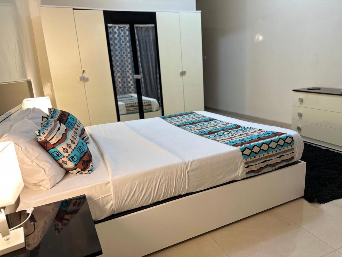Yelow Home Dakar Bagian luar foto