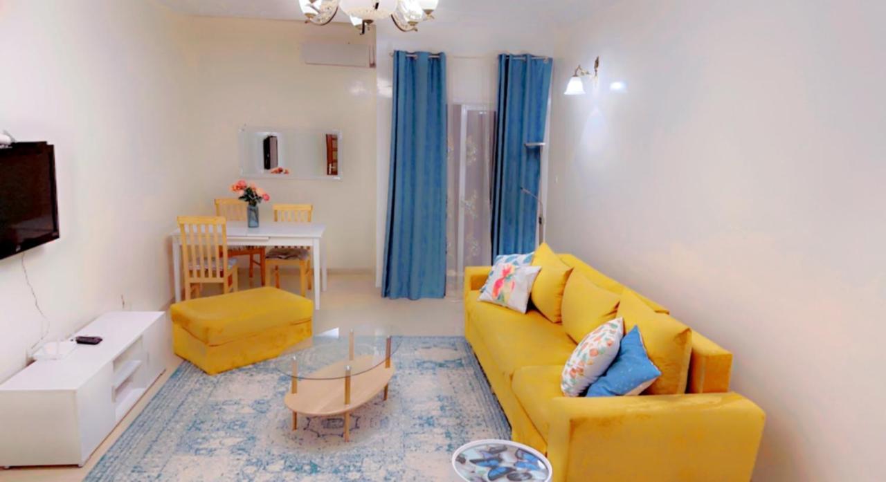 Yelow Home Dakar Bagian luar foto